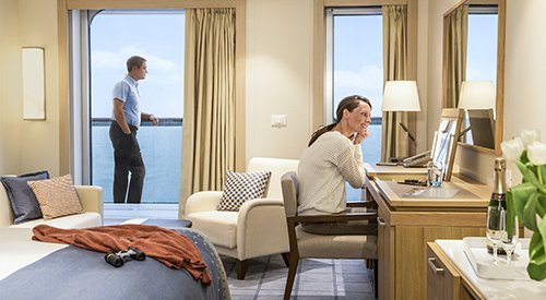 https://www.vikingcruisescanada.com/oceans/images/CC_STAR_Penthouse_Veranda_Room_Models_500x275_tcm27-78213.jpg